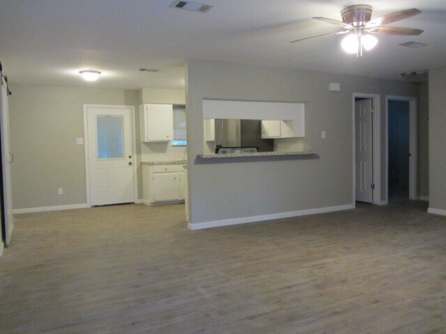 Building Photo - 61 Veronica Ln Rental