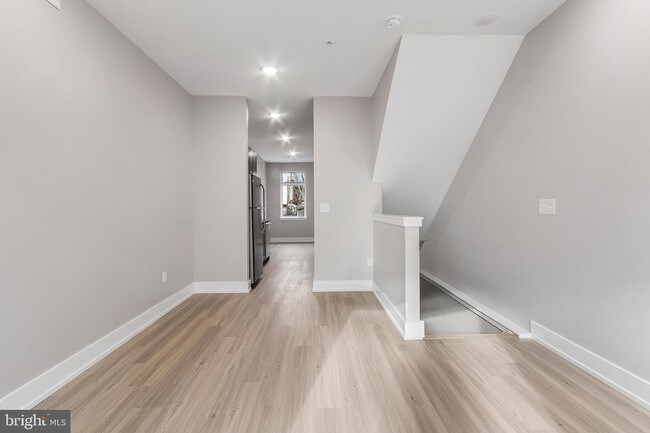 Photo - 2622 Manton St Unidad 1