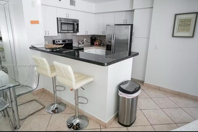 Photo - 19601 E Country Club Dr Unit 7-203