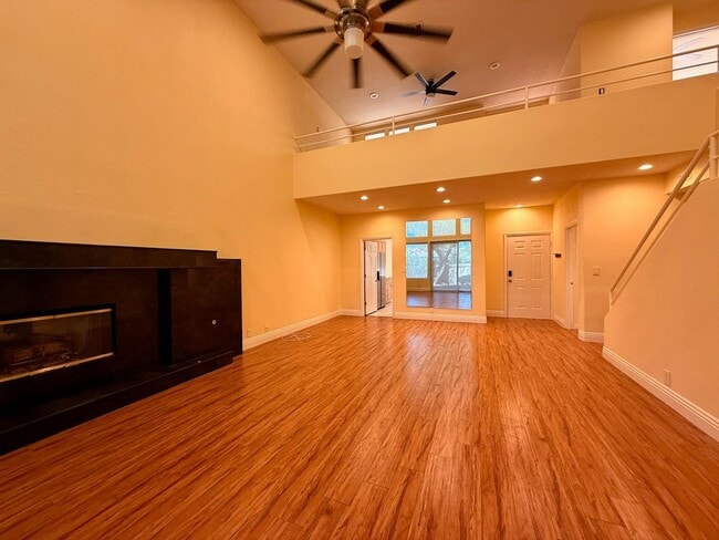 Photo - Gorgeous Spanish Trails 3BR House for lease!