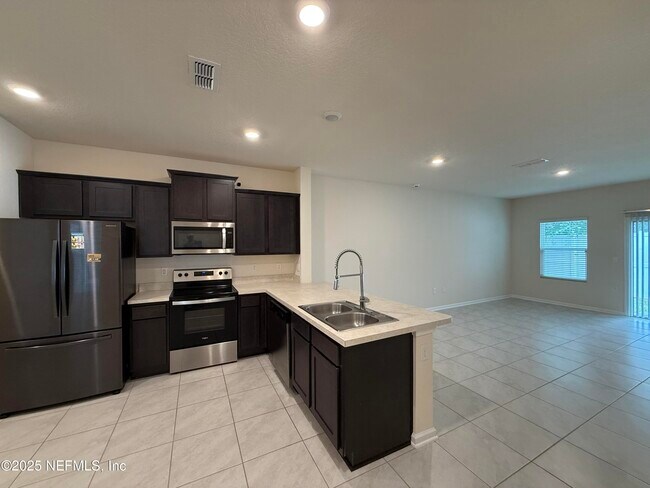 Photo - 967 Observatory Pkwy