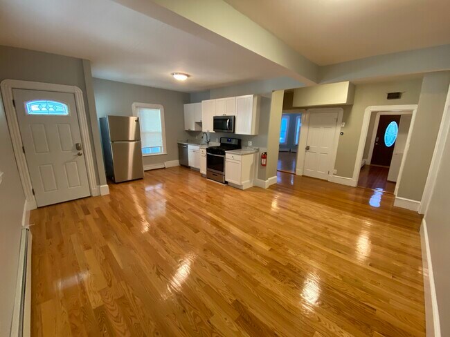 Photo - 73 Hall Ave Unit #1