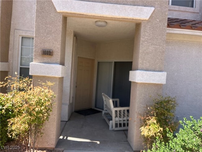 Photo - 8555 W Russell Rd Unit 1089