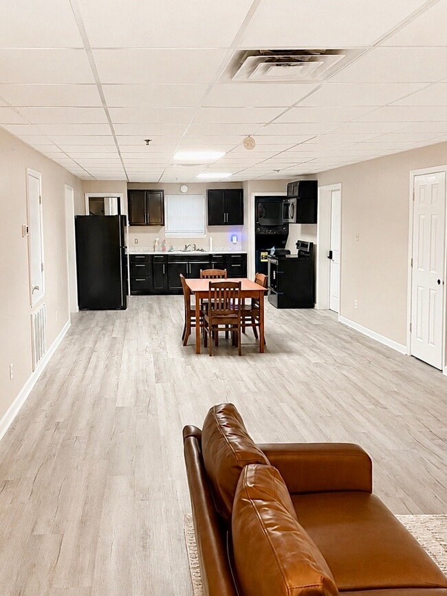 Photo - 230 N Broadway St Unit 201