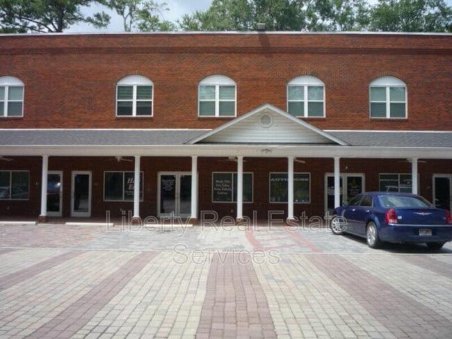 Building Photo - 306 N Main St Unit 2C