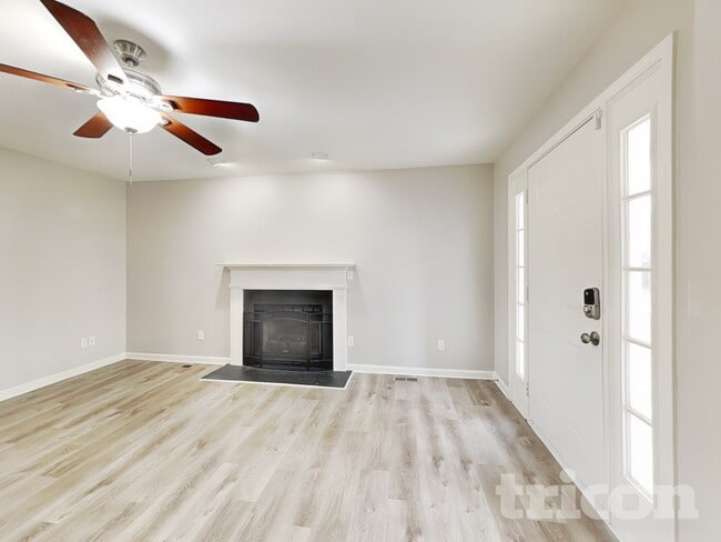 Photo - 4900 Valley Trail Ct