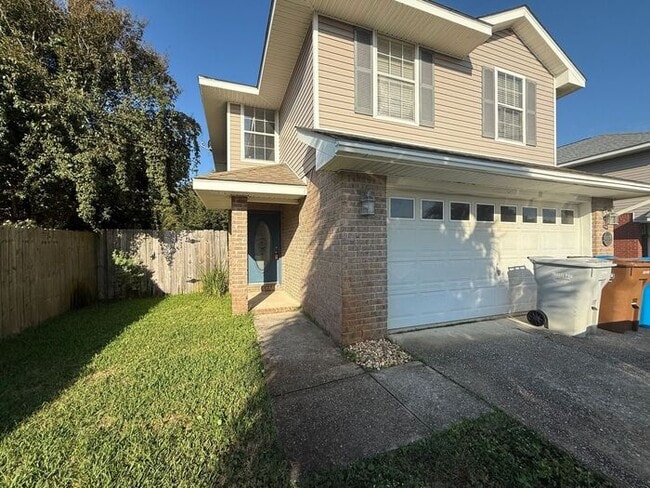 Photo - Gulf Breeze - Grand Ridge - 4 bedroom, 2.5...