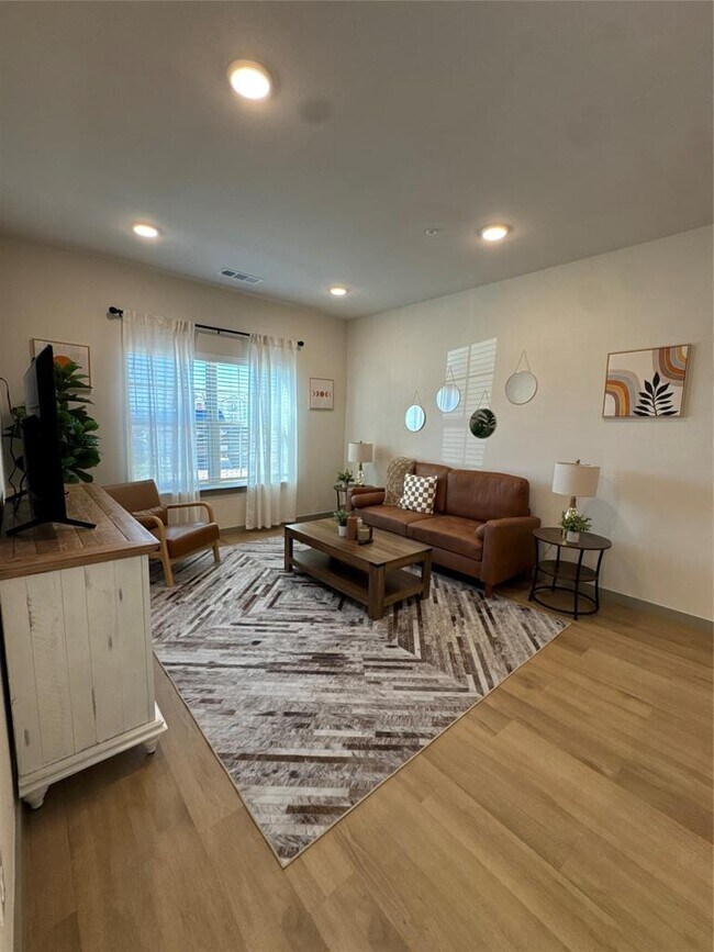 Photo - 691 Union Chapel Rd Unit A1