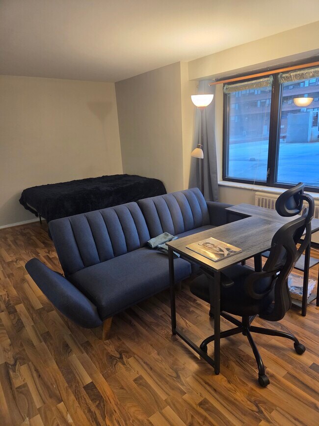 Photo - 3100 N Lake Shore Dr Unit 212