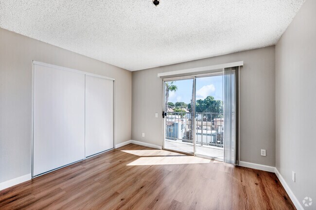 1 habitación, 1 baño, 520 pies cuadrados