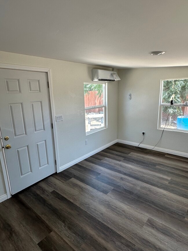 Photo - 509 Beardsley Ave