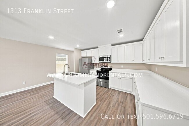 1313 Franklin St