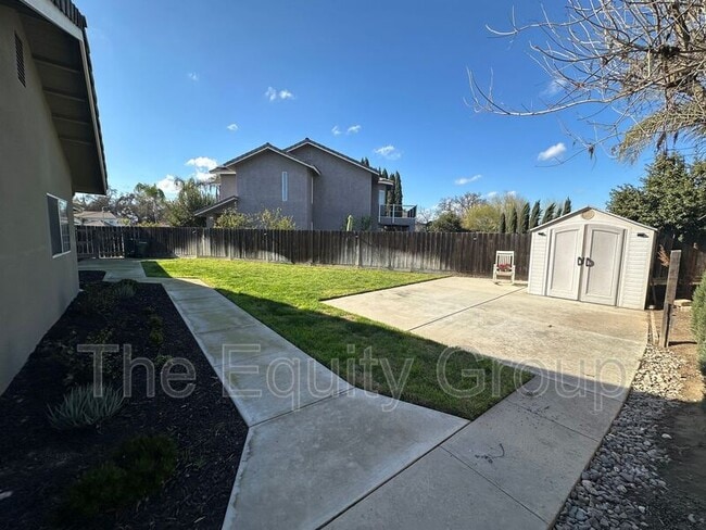 Photo - 540 W Birch Ct