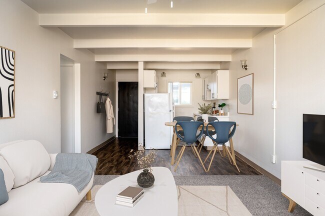 Photo - The Scholls Apartments