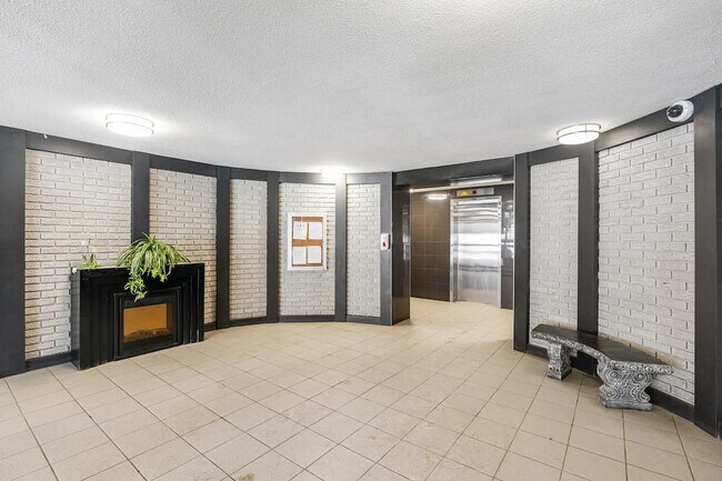 Photo - The Westmount