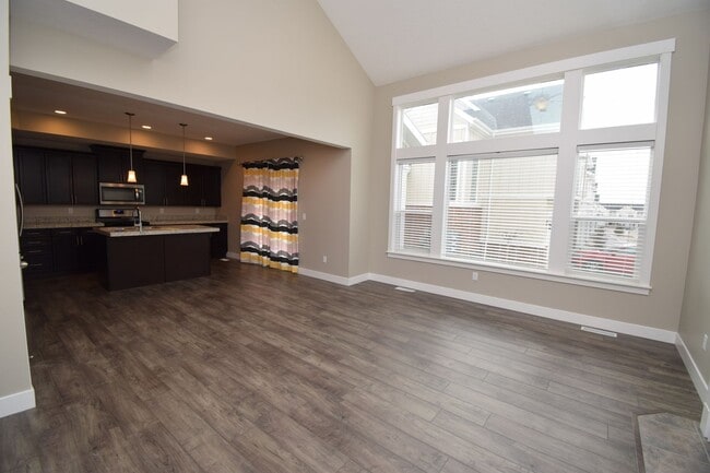 Photo - Gorgeous 3 Bedroom Townhome in Sandy!