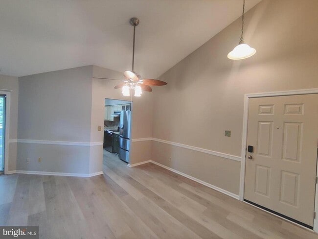 Photo - 3151 Covewood Ct Unit D