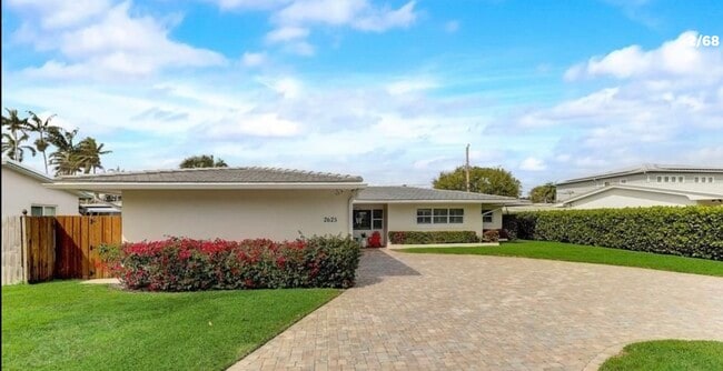 Photo - 2625 SE 5th St