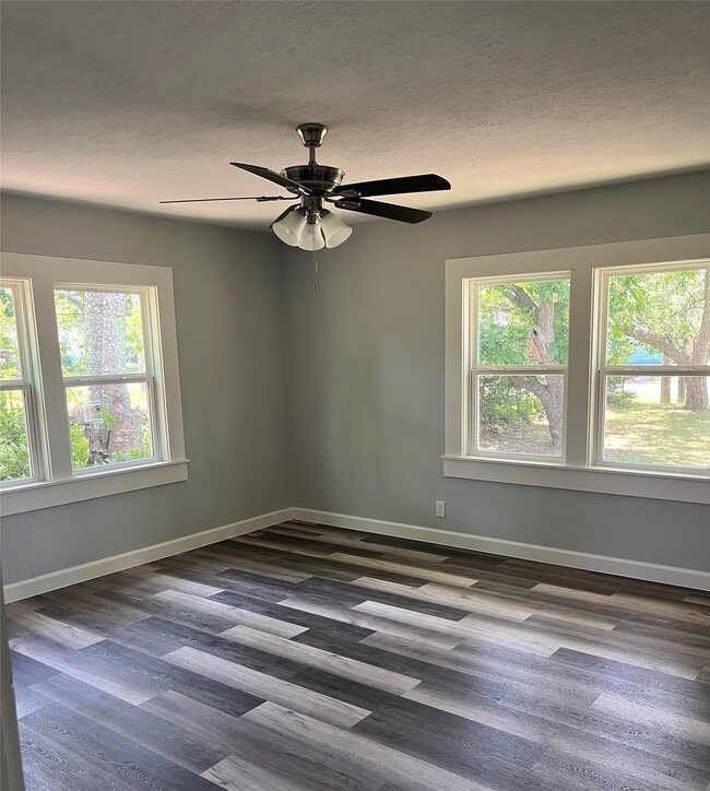 Photo - 1320 Montezuma St