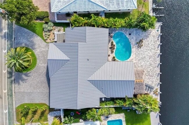 Photo - 2830 NE 55th St House