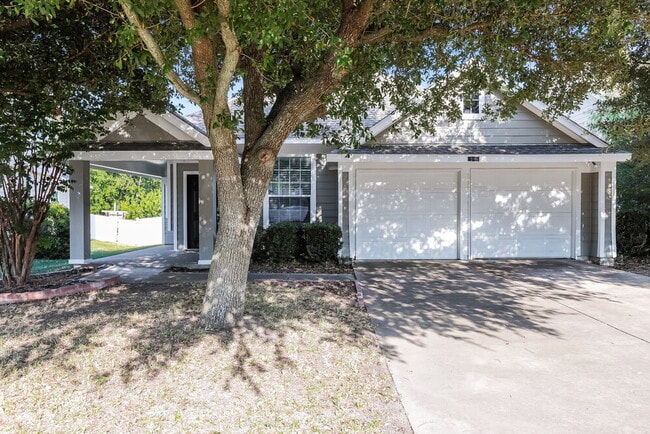 Building Photo - 240 Creekview Dr