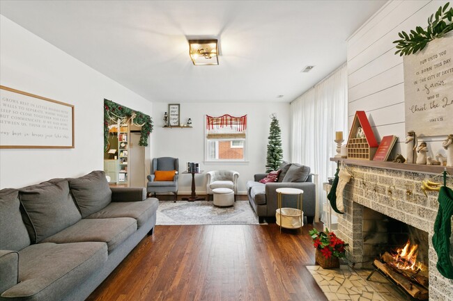 Photo - 18 S Greenfield Ave