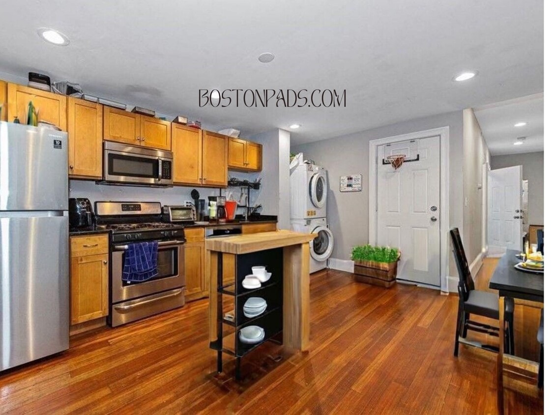Photo - 44 Hillside St (Boston, MA)