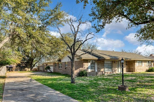 Photo - 1605 Arrowhead Dr