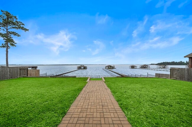 Building Photo - 8530 San Juanico St Rental