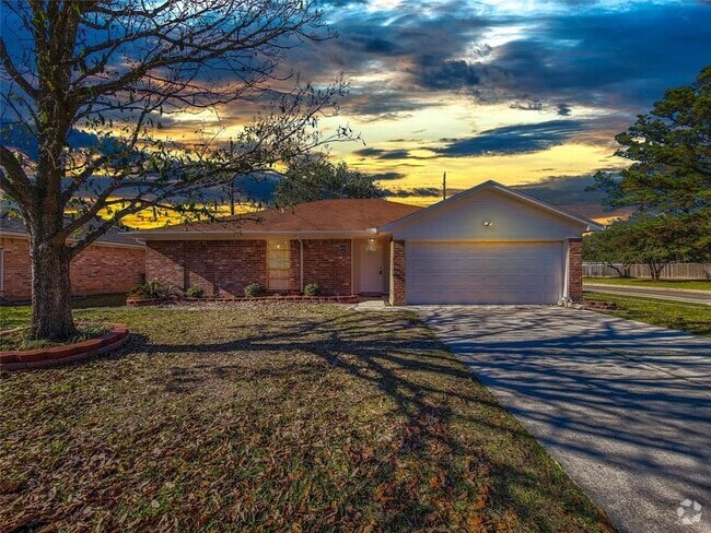 Building Photo - 14443 Golden Cypress Ln Rental