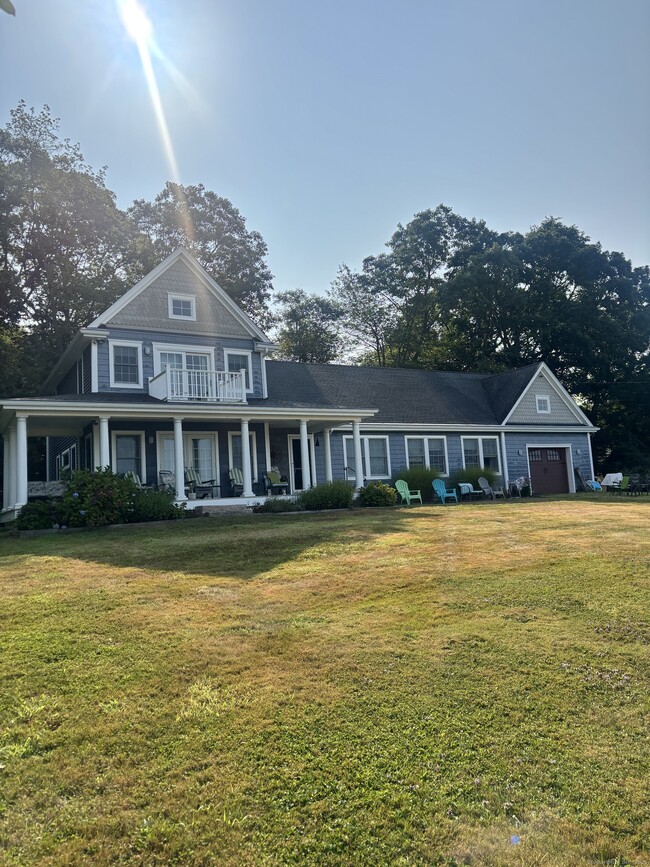 Building Photo - 138 Old Black Point Rd Rental