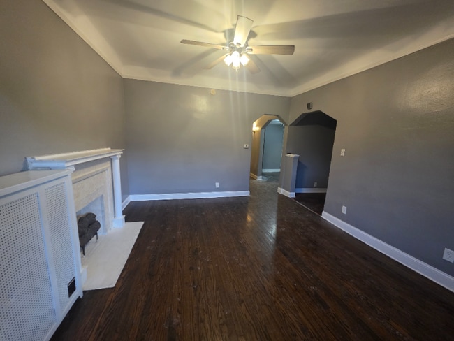 6643 S Ingleside Ave Unit 1