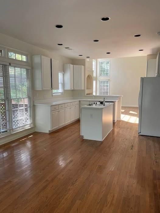 Photo - 2036 Londonberry Ct NE