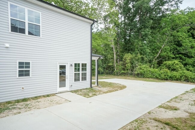 Photo - 208 S Leslie St Unit 208-2 S Leslie St - REAR