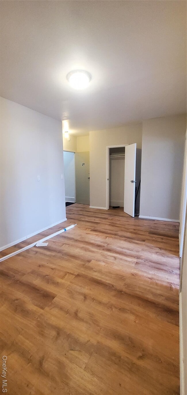 Photo - 171-71 46th Ave