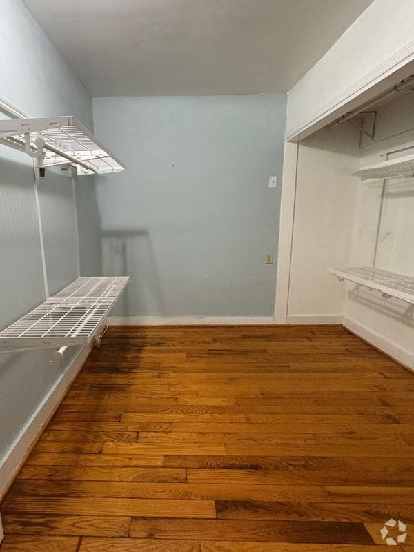 Building Photo - 53 E Wood St Rental
