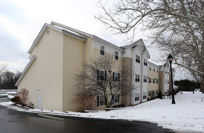 Sycamore Place Apartments