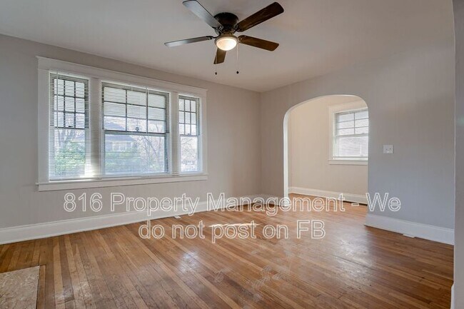 Photo - 3935 Agnes Ave