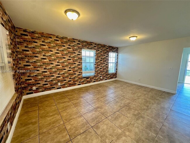 Photo - 2235 Farragut St