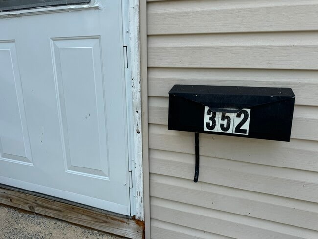 Photo - 1 S 3rd St