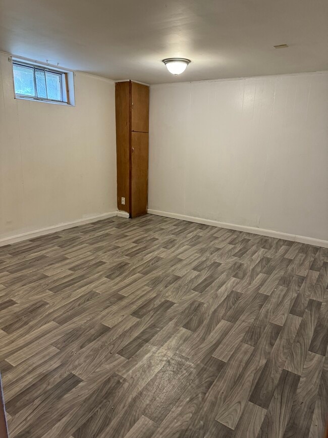 Photo - 16725 Crane Ave