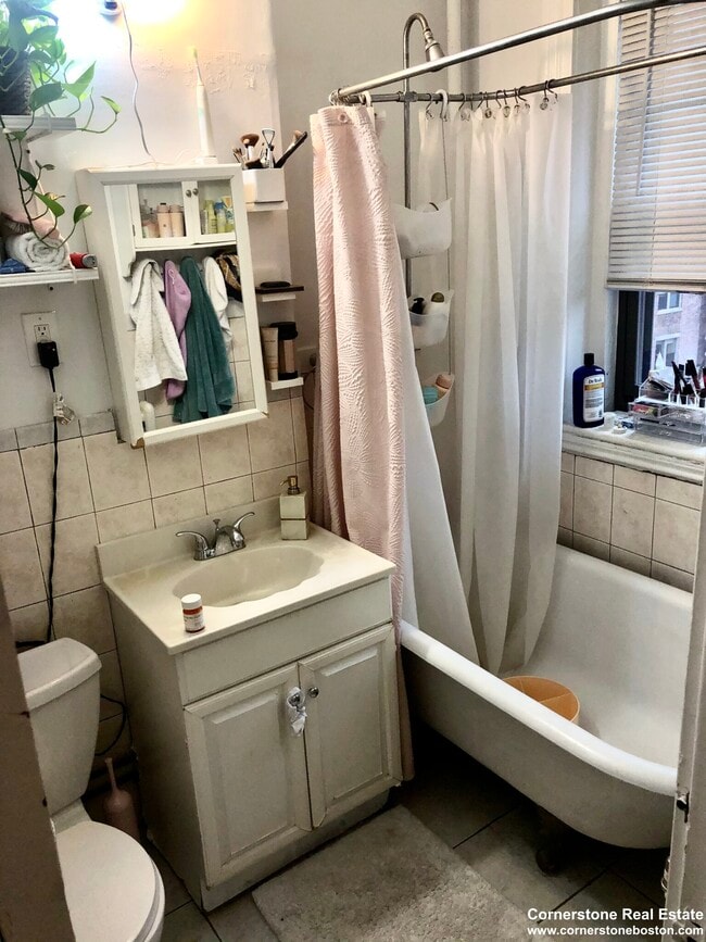 Photo - 1111 Boylston St Unidad 44