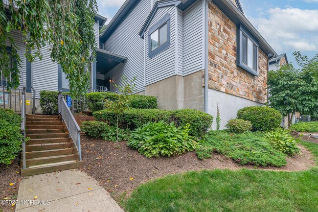 Photo - 70 Overlook Dr