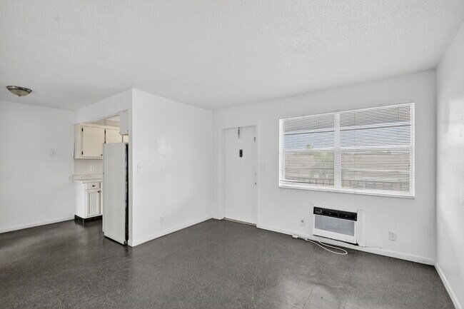 Photo - 1406 Barton Rd