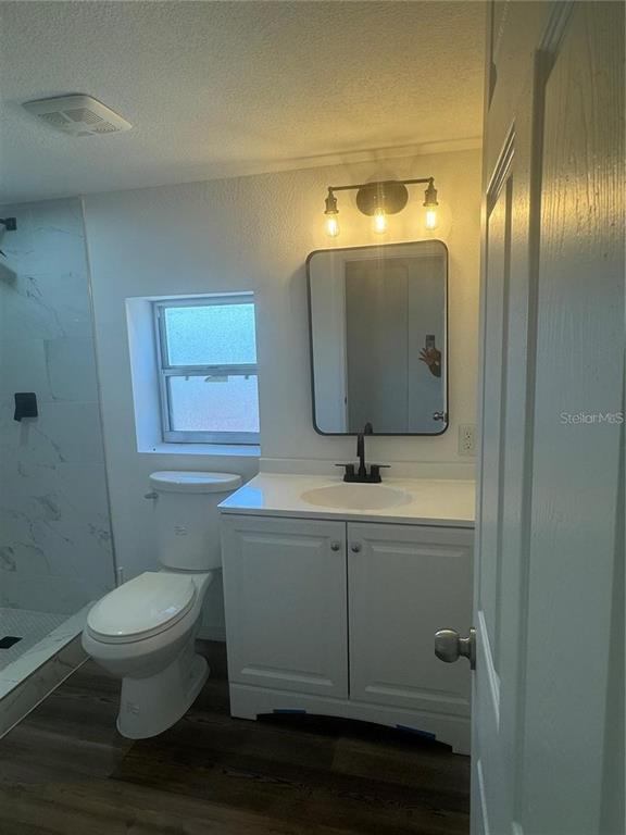 Photo - 1539 Roselawn St SW