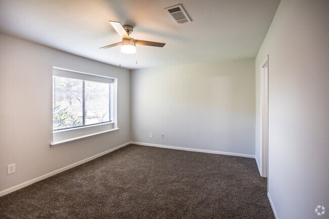 2 BR, 2,5 BA - 1452SF