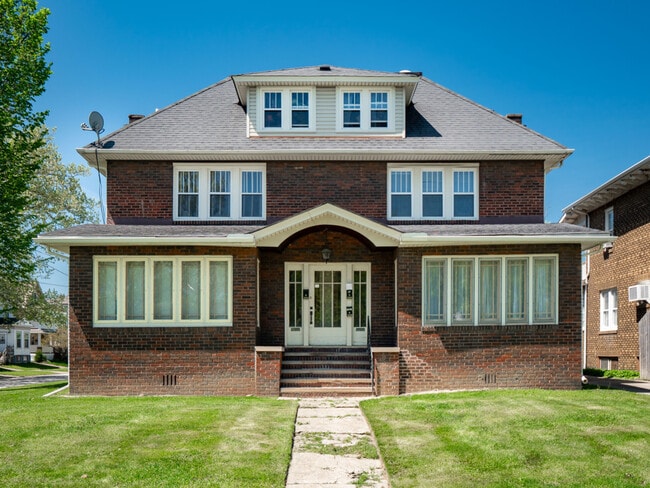 Photo - 3254 West Blvd Unidad ID1061042P