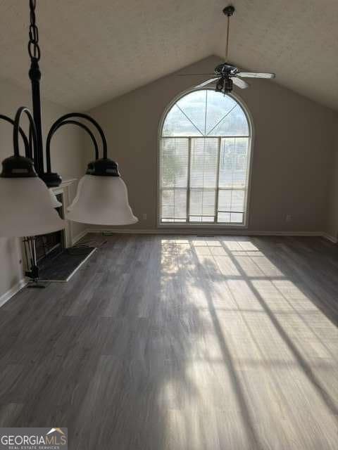 Photo - 874 Grindstone Dr SW