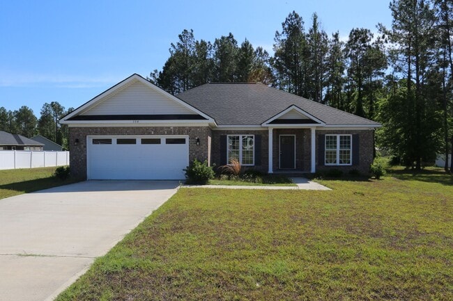 Building Photo - 3 Bedroom Brick House in SEB School District Available NOW
