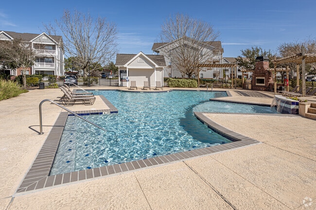 Pool - Houma Highlands
